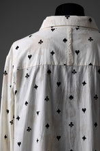 画像をギャラリービューアに読み込む, Aleksandr Manamis Mended Shirt / Tea Stain Dyed Cotton Gauze (QUATRE)