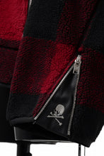 Load image into Gallery viewer, mastermind JAPAN BUFFALO-PLAID SHERPA JACKET / BOXY FIT (BLACK x RED)