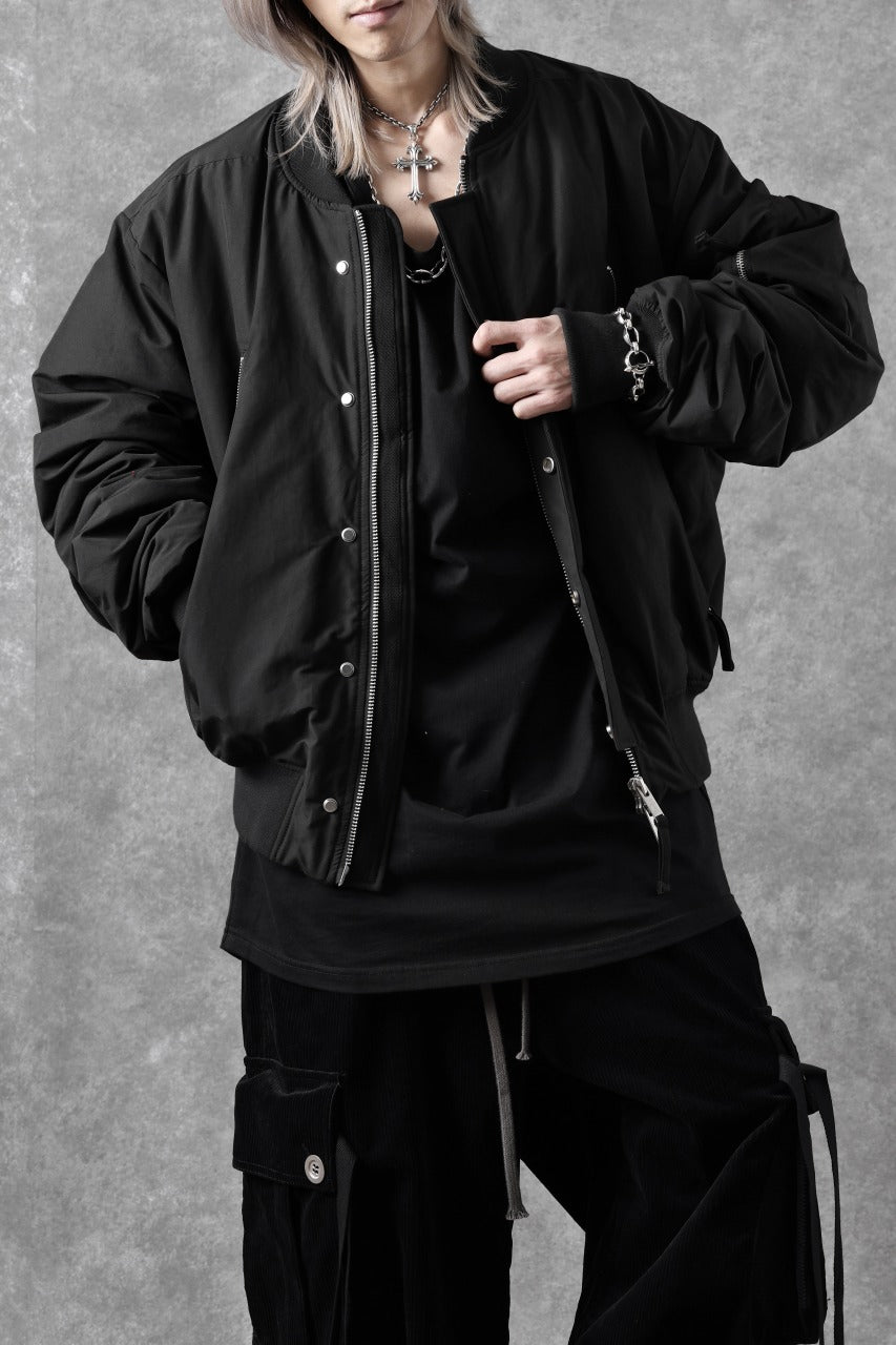 Load image into Gallery viewer, thom/krom FLIGHT BOMBER JACKET / WARM PADDED (BLACK)