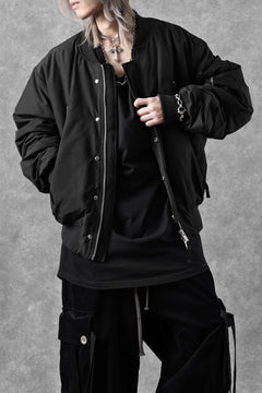 Load image into Gallery viewer, thom/krom FLIGHT BOMBER JACKET / WARM PADDED (BLACK)