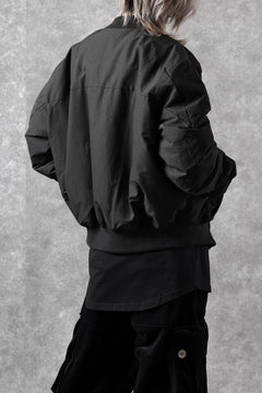 Load image into Gallery viewer, thom/krom FLIGHT BOMBER JACKET / WARM PADDED (BLACK)