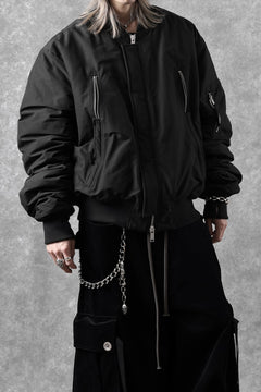 Load image into Gallery viewer, thom/krom FLIGHT BOMBER JACKET / WARM PADDED (BLACK)