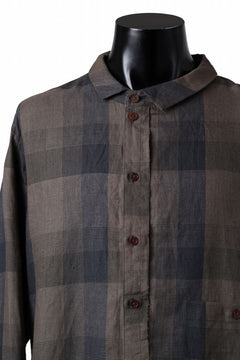 画像をギャラリービューアに読み込む, Aleksandr Manamis Asymmetry Shirt / Organic Linen (CHECKED)
