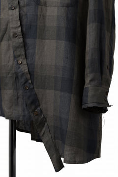 画像をギャラリービューアに読み込む, Aleksandr Manamis Asymmetry Shirt / Organic Linen (CHECKED)
