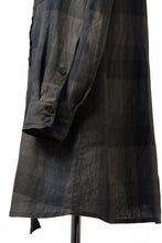 画像をギャラリービューアに読み込む, Aleksandr Manamis Asymmetry Shirt / Organic Linen (CHECKED)