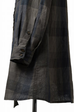 画像をギャラリービューアに読み込む, Aleksandr Manamis Asymmetry Shirt / Organic Linen (CHECKED)