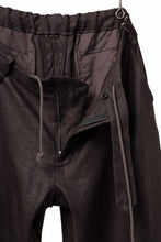 画像をギャラリービューアに読み込む, COLINA TUCK SHORTS / SAFILIN LINEN HERRINGBONE (BROWN)
