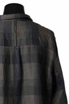 画像をギャラリービューアに読み込む, Aleksandr Manamis Asymmetry Shirt / Organic Linen (CHECKED)