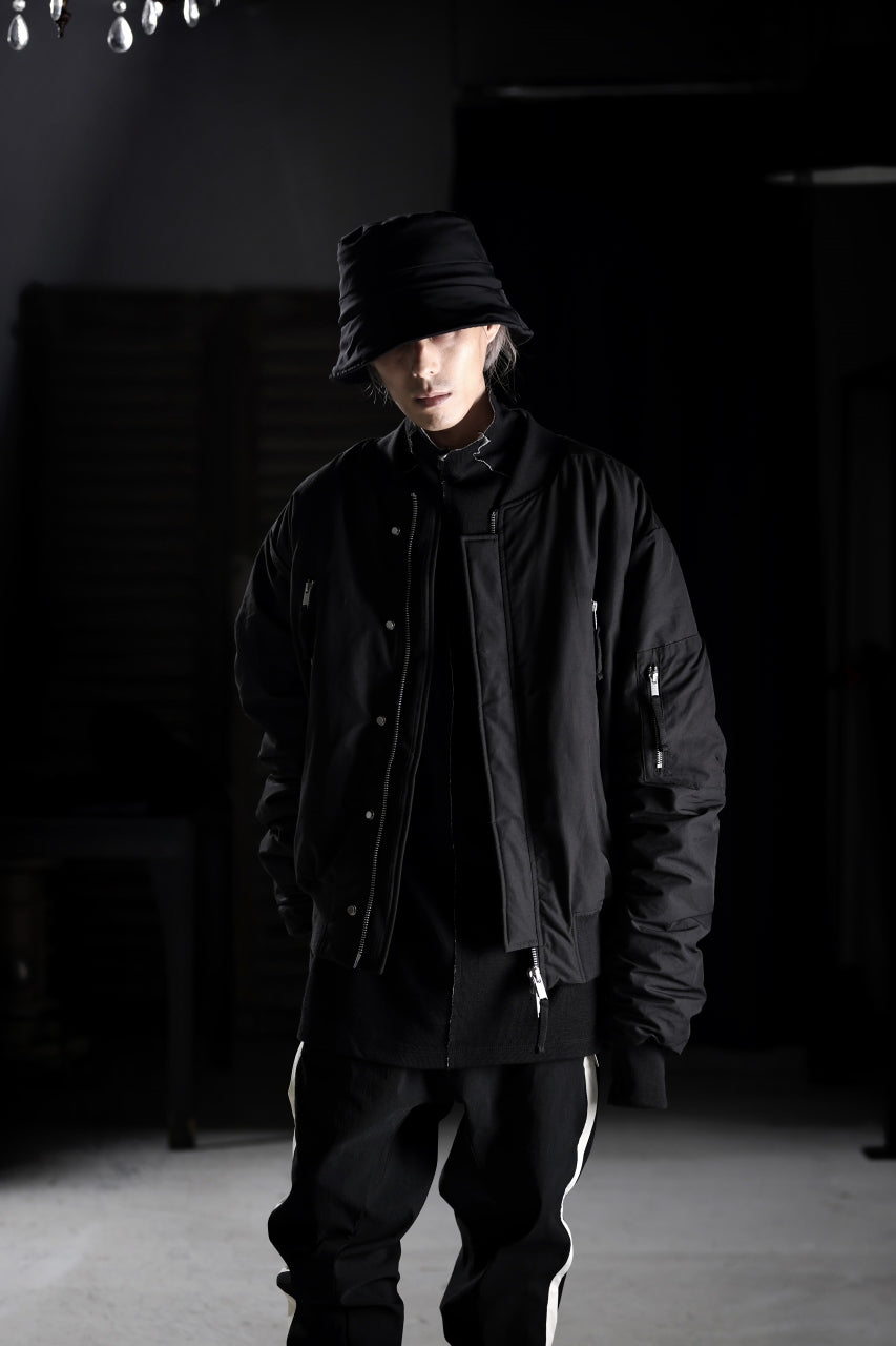 Load image into Gallery viewer, thom/krom FLIGHT BOMBER JACKET / WARM PADDED (BLACK)