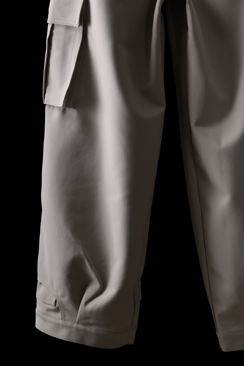 画像をギャラリービューアに読み込む, Feng Chen Wang TILTED WAISTBAND CARGO PANTS (GREY)