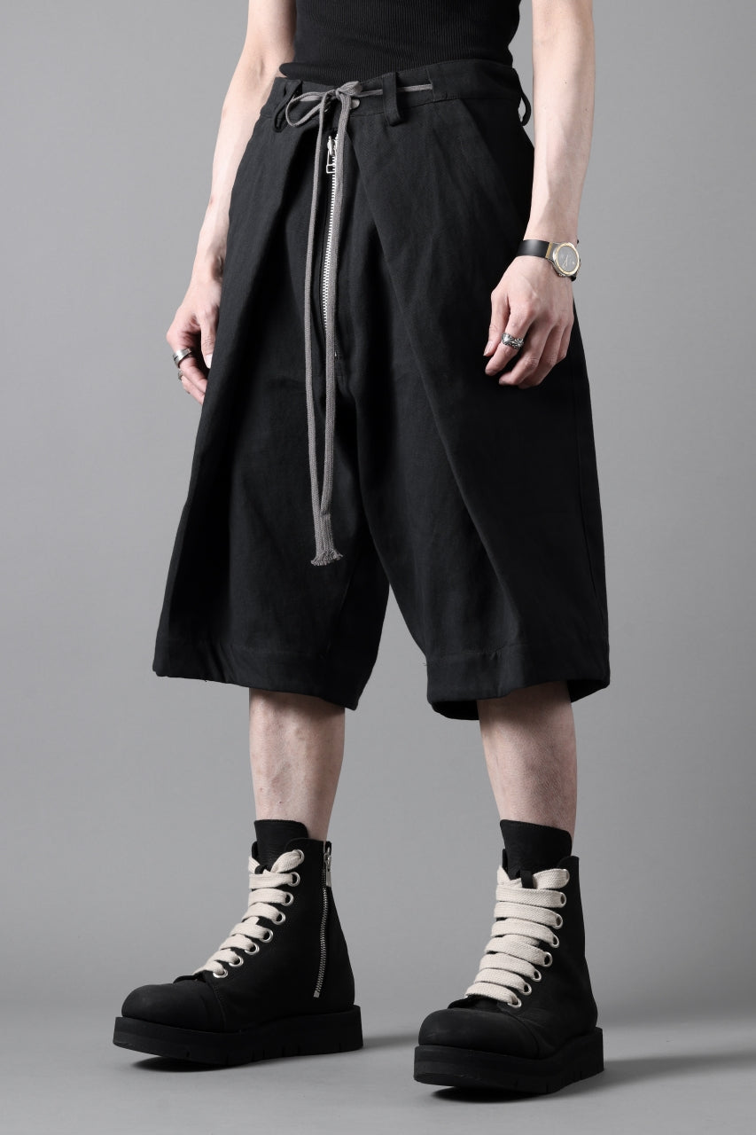 画像をギャラリービューアに読み込む, A.F ARTEFACT ZIP FOLDING TUCK SHORTS / COTTON-LINEN TWILL (BLACK)