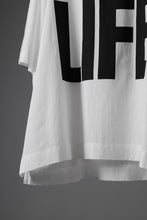 画像をギャラリービューアに読み込む, KATHARINE HAMNETT FABRIC SLOGAN TEE / CHOOSE LIFE (WHITE)