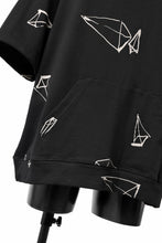 画像をギャラリービューアに読み込む, A.F ARTEFACT PYRA PATTERN PRINT SWEAT HOODIE SHORT SLEEVE (BLACK)
