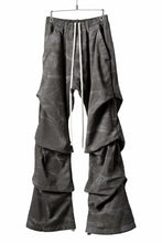 画像をギャラリービューアに読み込む, A.F ARTEFACT TUCK VOLUME BAGGY PANTS / VINTAGE DYED (KHAKI)
