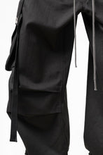 画像をギャラリービューアに読み込む, A.F ARTEFACT EXTREME WIDE CARGO PANTS / STRETCH TWILL (BLACK)
