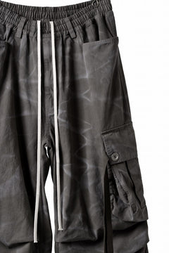 画像をギャラリービューアに読み込む, A.F ARTEFACT EXTREME WIDE CARGO PANTS / VINTAGE DYED (KHAKI)