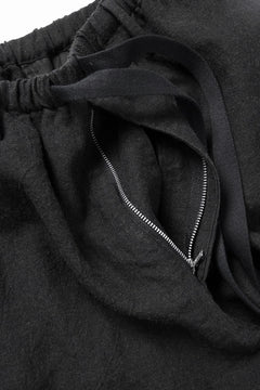 Load image into Gallery viewer, sus-sous exclusive military cargo pants / natural linen & wool (LIGHT BLACK)