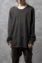 Load image into Gallery viewer, black crow x LOOM exclusive long sleeve tops / sumi dyed arthur cotton jersey (carbon)