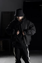 Load image into Gallery viewer, thom/krom FLIGHT BOMBER JACKET / WARM PADDED (BLACK)