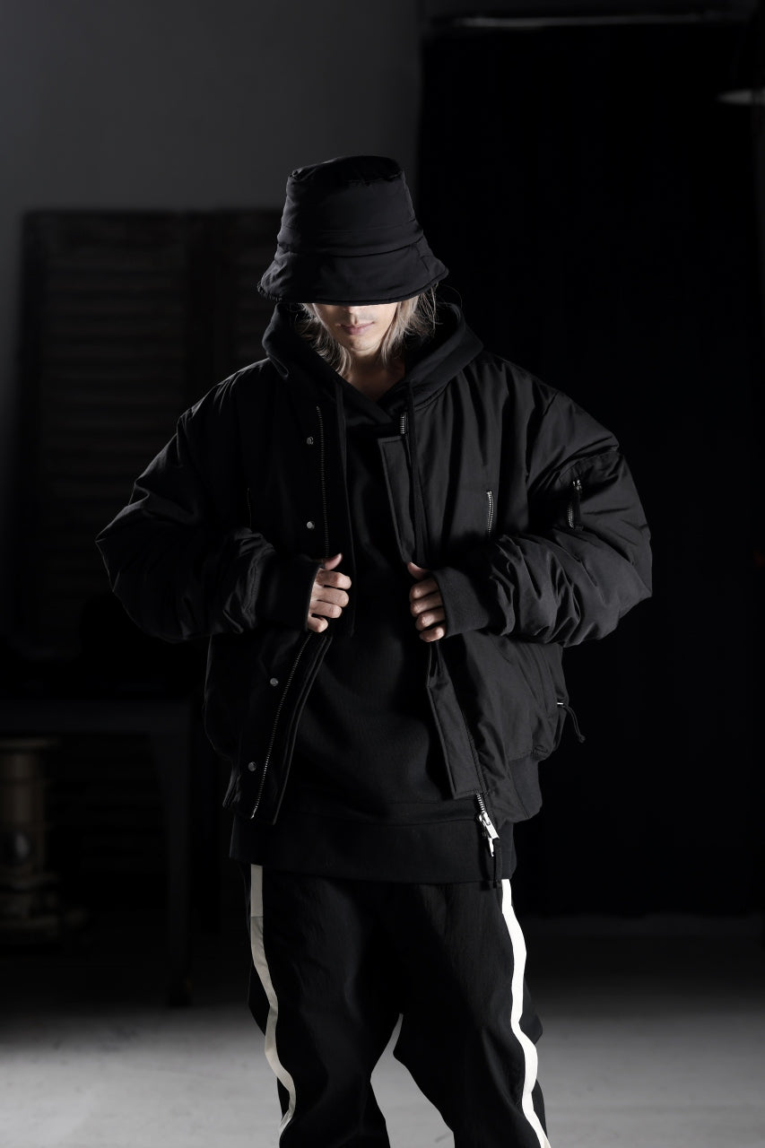 Load image into Gallery viewer, thom/krom FLIGHT BOMBER JACKET / WARM PADDED (BLACK)