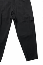 画像をギャラリービューアに読み込む, Y's for men SIDE TUCK CARGO POCKET PANTS / WRINKLED GABARDINE (BLACK)
