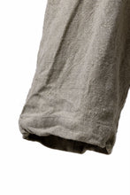 画像をギャラリービューアに読み込む, YUTA MATSUOKA wide taperd pants / no.8 linen canvas (ecru)