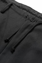 画像をギャラリービューアに読み込む, Y's for men CLASSIC STRING PANTS WITH 3-STITCH / WRINKLED GABARDINE (BLACK)
