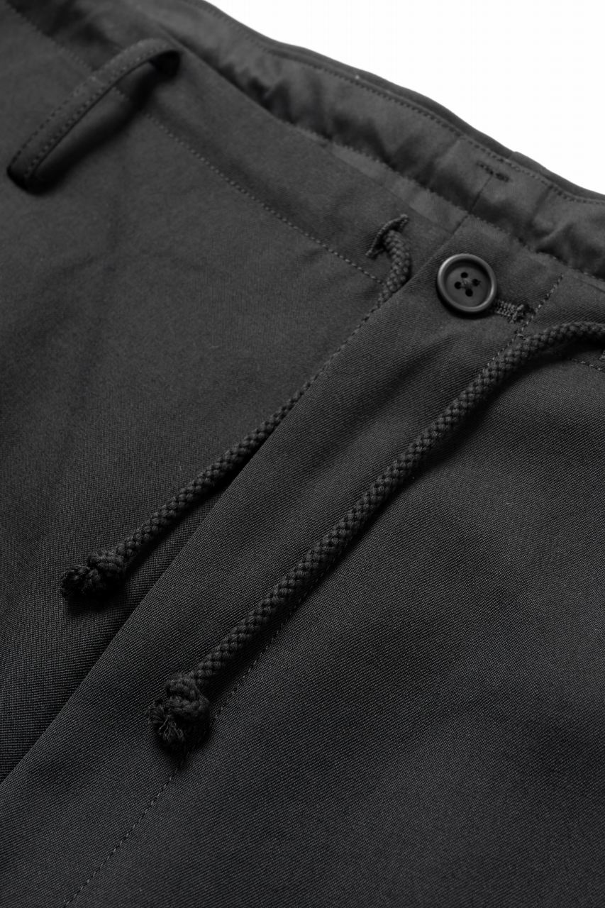 画像をギャラリービューアに読み込む, Y's for men CLASSIC STRING PANTS WITH 3-STITCH / WRINKLED GABARDINE (BLACK)