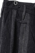 画像をギャラリービューアに読み込む, KLASICA GALWAY - Rt CUT OFF BOLD STRAIGHT TROUSERS / IRREGULAR STRIPED ROUGH TWEED (BLACK)