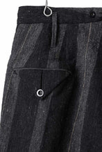 画像をギャラリービューアに読み込む, KLASICA GALWAY - Rt CUT OFF BOLD STRAIGHT TROUSERS / IRREGULAR STRIPED ROUGH TWEED (BLACK)