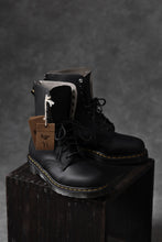 画像をギャラリービューアに読み込む, Y's x Dr. Martens 10-EYES BACK ZIP BOOTS 1490 / SMOOTH COWHIDE (BLACK)