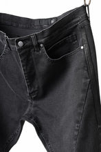 画像をギャラリービューアに読み込む, A.F ARTEFACT RELAXED SKINNY DENIM PANTS (BLACK)