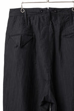 Load image into Gallery viewer, KLASICA GALWAY - Hb CUT OFF BOLD STRAIGHT TROUSERS / HIGH DENSITY HERRING BONE (DARK NIGHT)