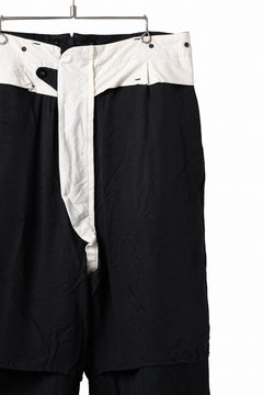 Load image into Gallery viewer, KLASICA GALWAY - Hb CUT OFF BOLD STRAIGHT TROUSERS / HIGH DENSITY HERRING BONE (DARK NIGHT)