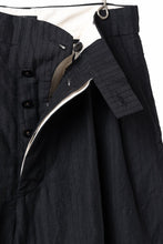 画像をギャラリービューアに読み込む, KLASICA GOSSE - Hb TUCKED x2 TROUSERS / HIGH DENSITY HERRING BONE (DARK NIGHT)