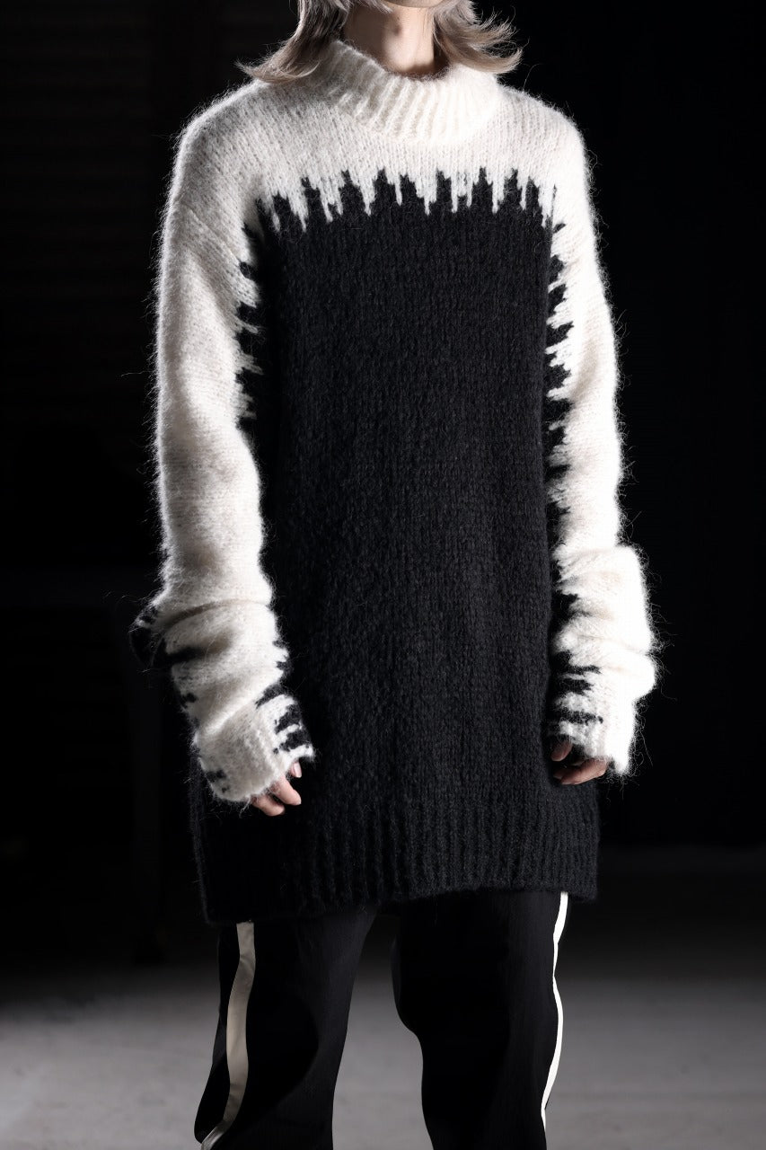 Load image into Gallery viewer, thom/krom MOCK NECK KNIT PULLOVER / ALPACA WOOL (WHITE x BLACK)