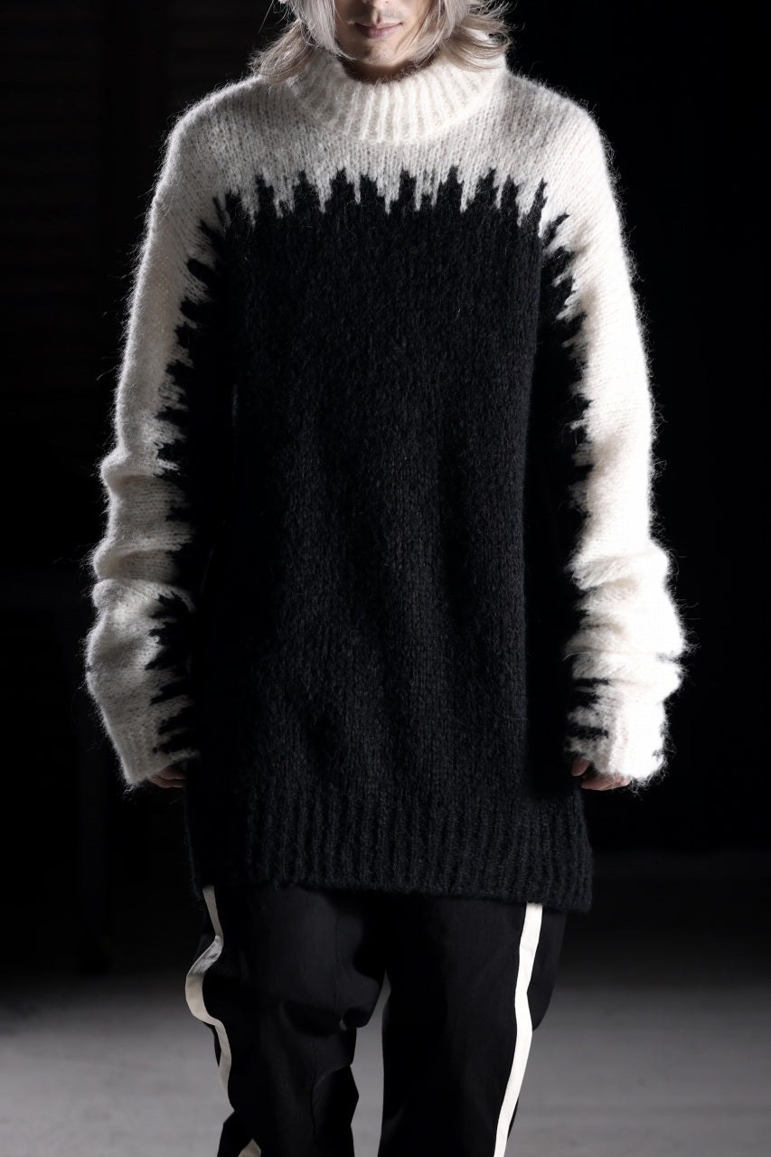 Load image into Gallery viewer, thom/krom MOCK NECK KNIT PULLOVER / ALPACA WOOL (WHITE x BLACK)