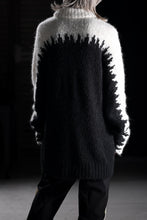 Load image into Gallery viewer, thom/krom MOCK NECK KNIT PULLOVER / ALPACA WOOL (WHITE x BLACK)
