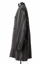 画像をギャラリービューアに読み込む, KLASICA BIRD - Rt  CUT OFF PRIMAL SHORT COAT / IRREGULAR STRIPED ROUGH TWEED (MOCHA)