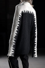 Load image into Gallery viewer, thom/krom MOCK NECK KNIT PULLOVER / ALPACA WOOL (WHITE x BLACK)