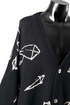 画像をギャラリービューアに読み込む, A.F ARTEFACT PYRA PATTERN COTTON KNIT CARDIGAN (BLACK x IVORY)