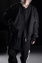 Load image into Gallery viewer, thom/krom FLIGHT BOMBER JACKET / WARM PADDED (BLACK)