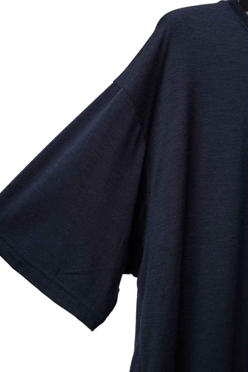 Load image into Gallery viewer, CAPERTICA OVERSIZED S/S TEE / SUPER 120s WASHABLE WOOL JERSEY (NAVY)