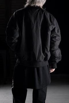 Load image into Gallery viewer, thom/krom FLIGHT BOMBER JACKET / WARM PADDED (BLACK)