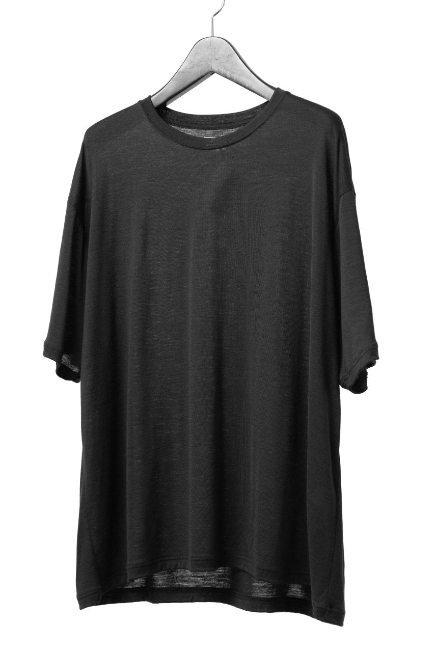 Load image into Gallery viewer, CAPERTICA OVERSIZED S/S TEE / SUPER 120s WASHABLE WOOL JERSEY (DARKNESS)