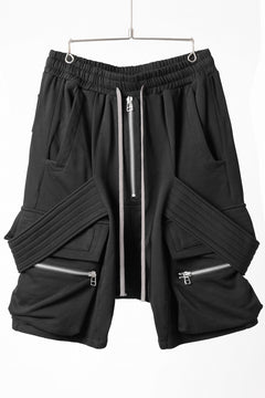 画像をギャラリービューアに読み込む, A.F ARTEFACT BELTED FLAP ZIP CARGO SARROUEL SHORTS / COTTON FLEECE (BLACK)