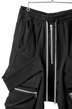 画像をギャラリービューアに読み込む, A.F ARTEFACT BELTED FLAP ZIP CARGO SARROUEL SHORTS / COTTON FLEECE (BLACK)