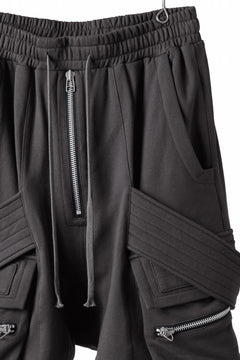 画像をギャラリービューアに読み込む, A.F ARTEFACT BELTED FLAP ZIP CARGO SARROUEL SHORTS / COTTON FLEECE (D.GREY)