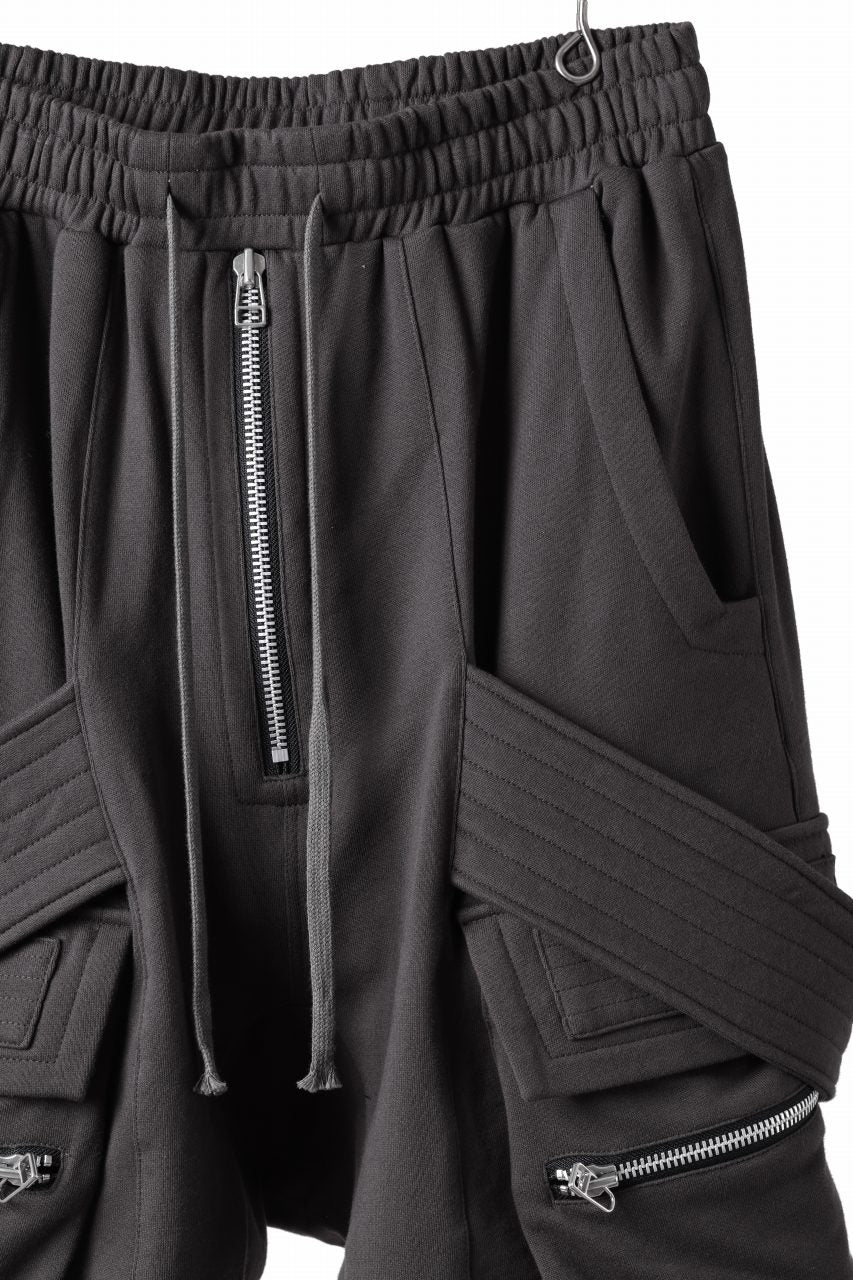 画像をギャラリービューアに読み込む, A.F ARTEFACT BELTED FLAP ZIP CARGO SARROUEL SHORTS / COTTON FLEECE (D.GREY)