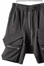 画像をギャラリービューアに読み込む, A.F ARTEFACT BELTED FLAP ZIP CARGO SARROUEL SHORTS / COTTON FLEECE (D.GREY)